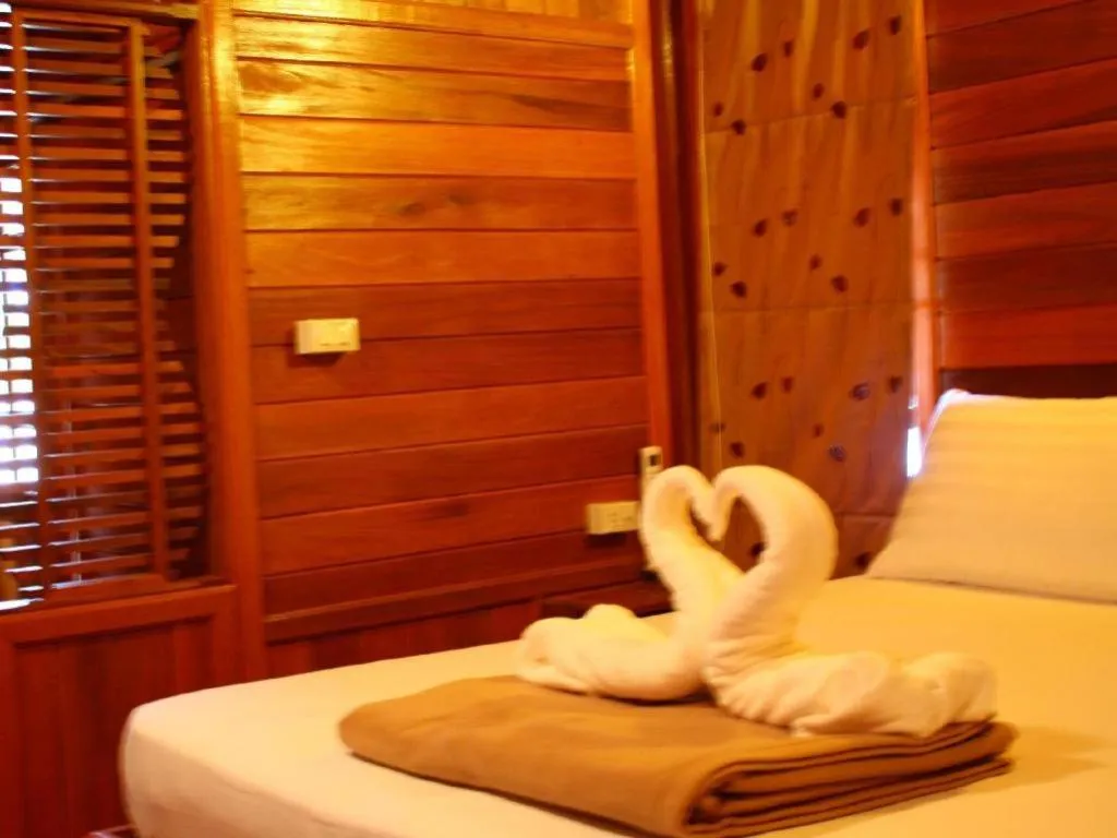 Bed in Sabai Ez Hotel