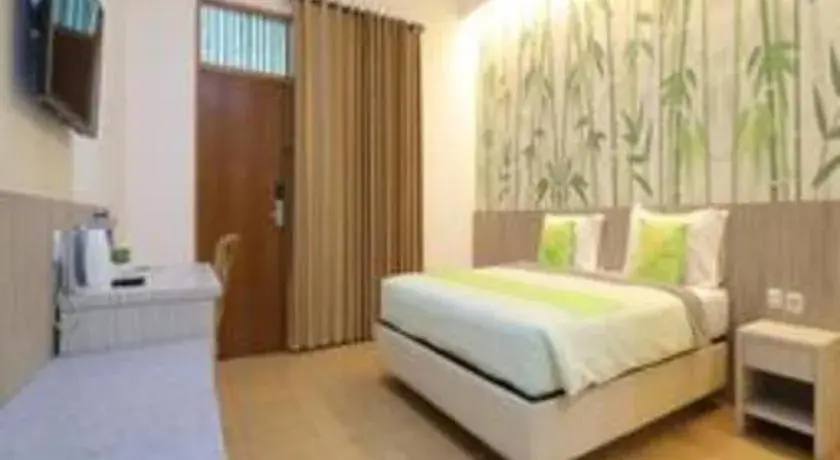 Bed in Hotel Huswah Airport Bed in Hotel Huswah Airport