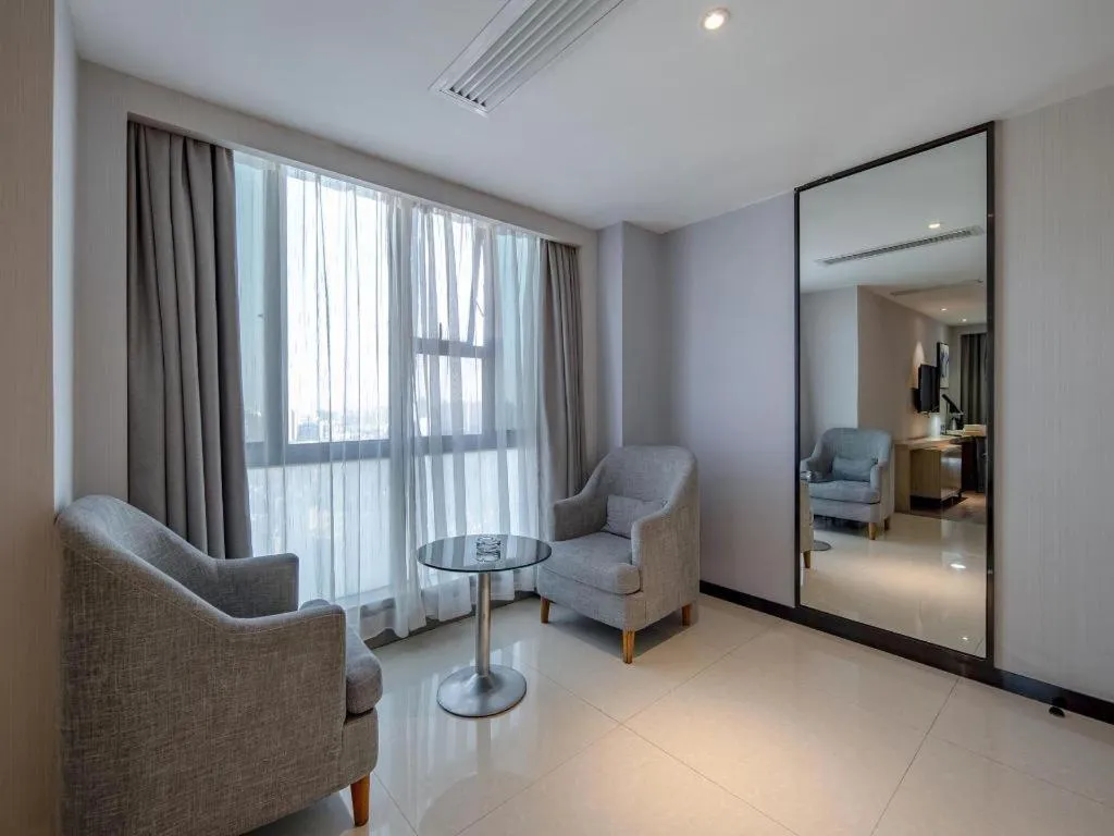 Echarm Hotel Beihai Railway Station