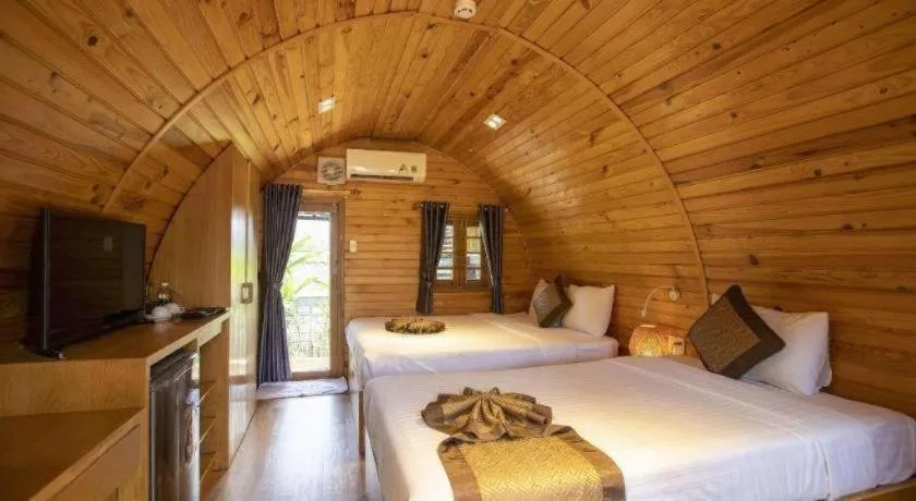 Bed in Doan Gia Resort