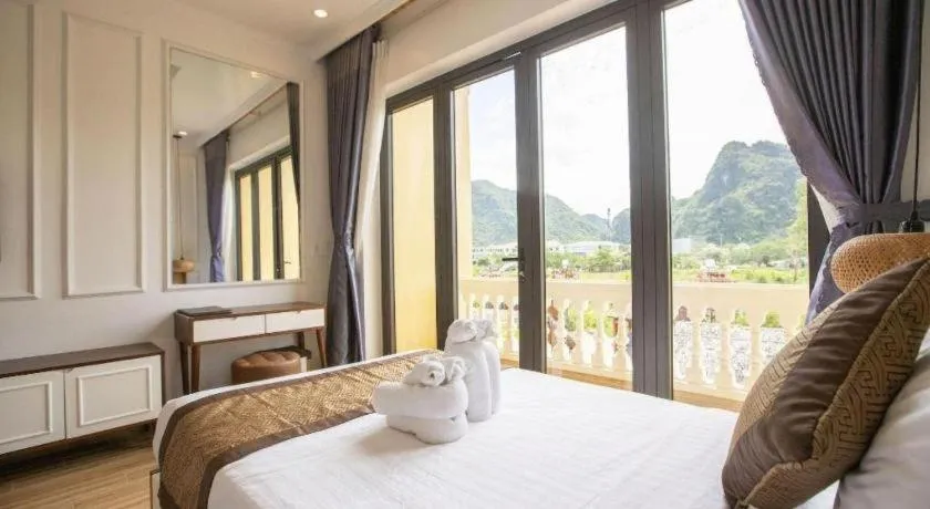 Bed in Doan Gia Resort