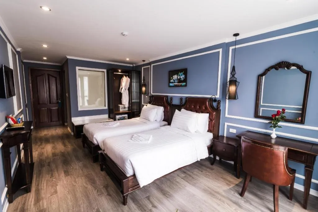 Bed in Ha Noi Crystal Pearl Hotel