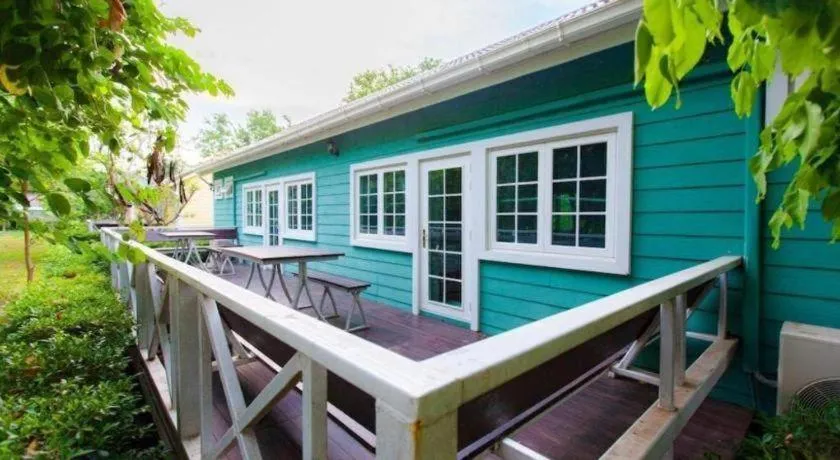 Varee Valley Resort and Restaurant