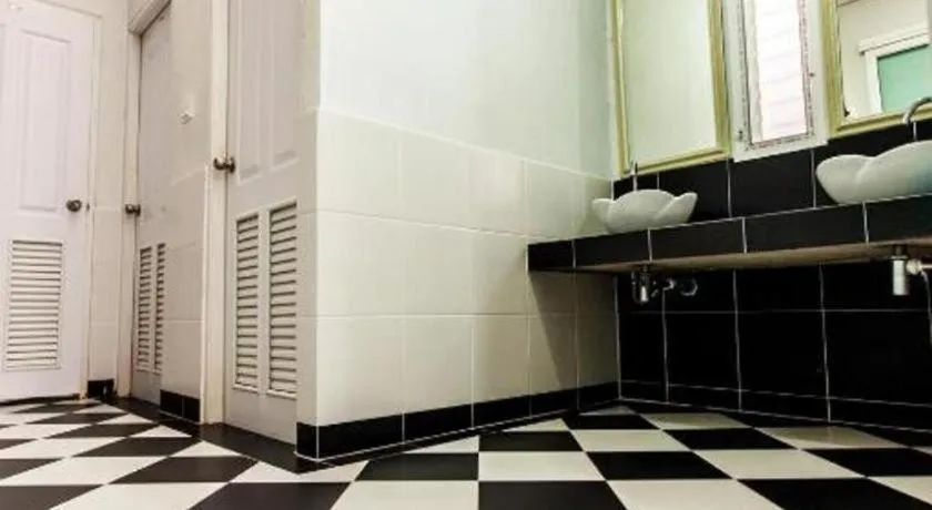 Varee Valley Resort and Restaurant