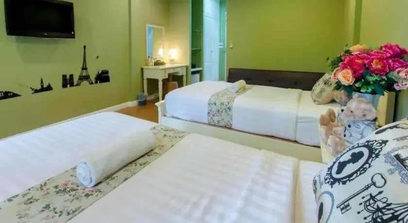 Bed in Varee Valley Resort and Restaurant Bed in Varee Valley Resort and Restaurant