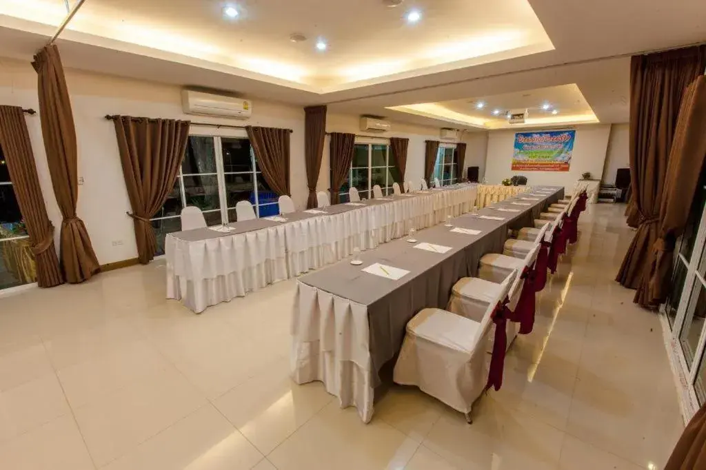 Varee Valley Resort and Restaurant Varee Valley Resort and Restaurant