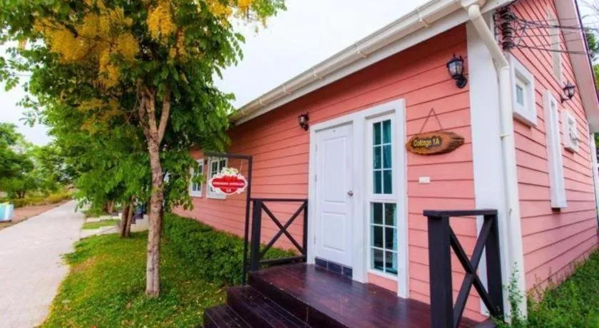 Varee Valley Resort and Restaurant