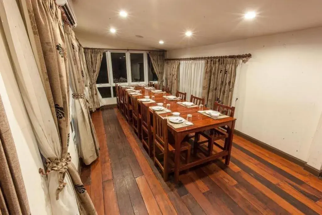 Varee Valley Resort and Restaurant Varee Valley Resort and Restaurant