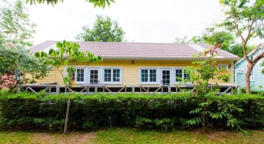 Varee Valley Resort and Restaurant