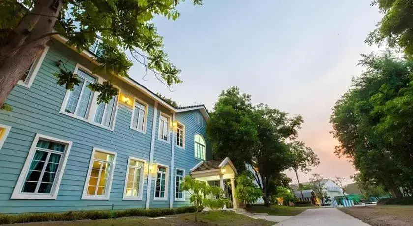 Varee Valley Resort and Restaurant Varee Valley Resort and Restaurant