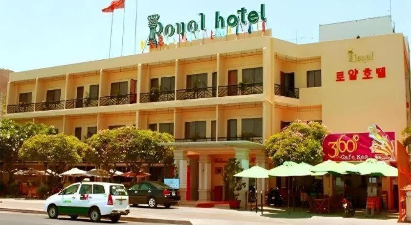 Royal Hotel