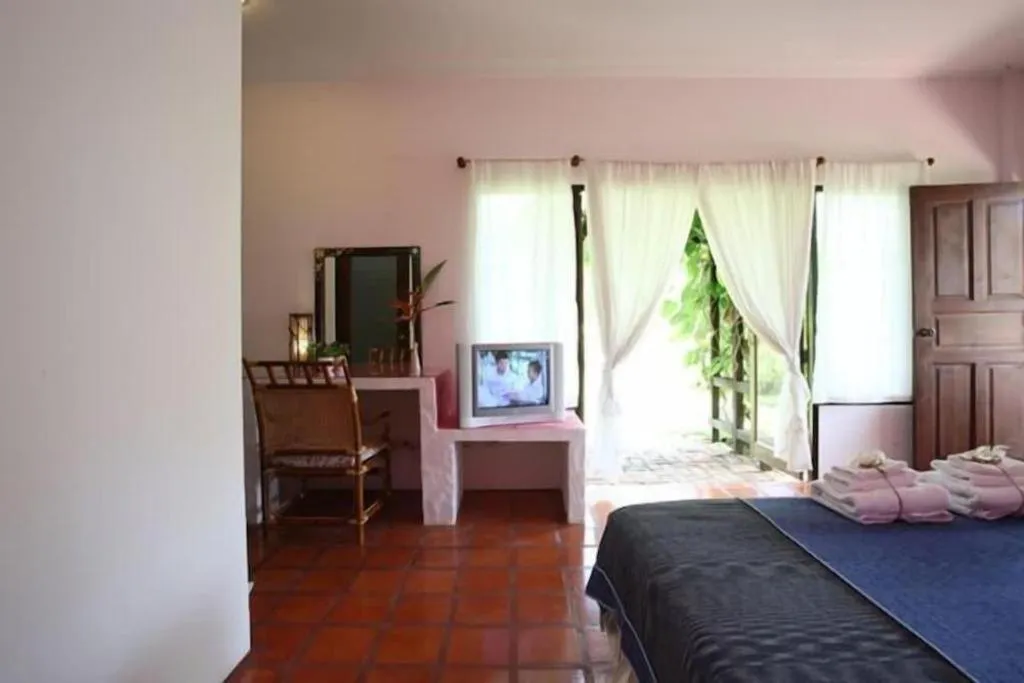 Bed in Baan Chuengkao Resort