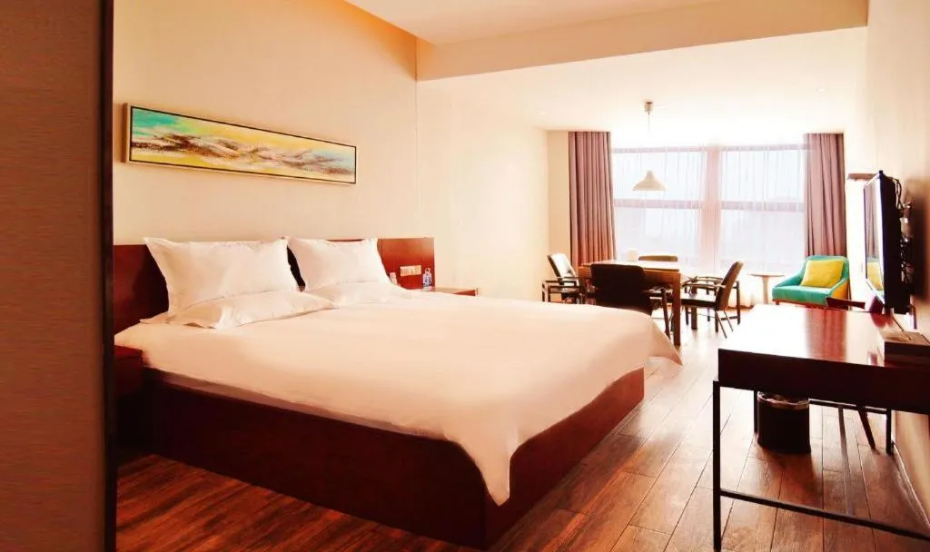 Bed in Hangzhou Berman Hotel