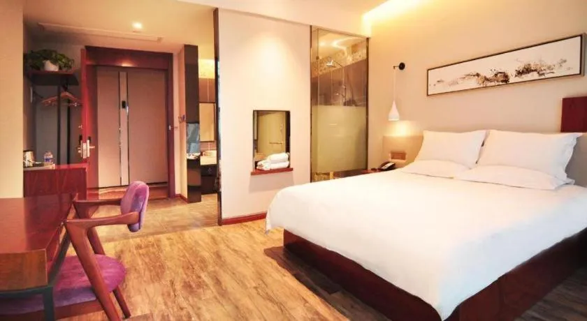 Bed in Hangzhou Berman Hotel