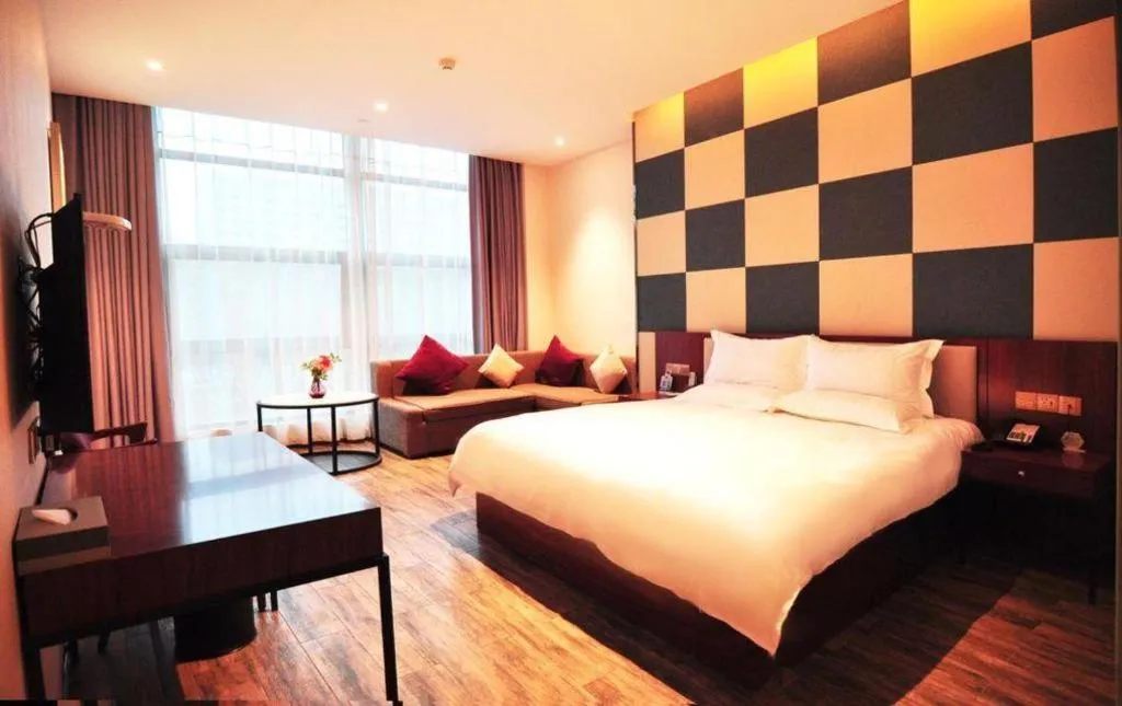 Bed in Hangzhou Berman Hotel