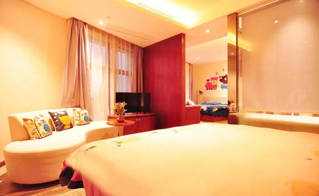 Bed in Hangzhou Berman Hotel