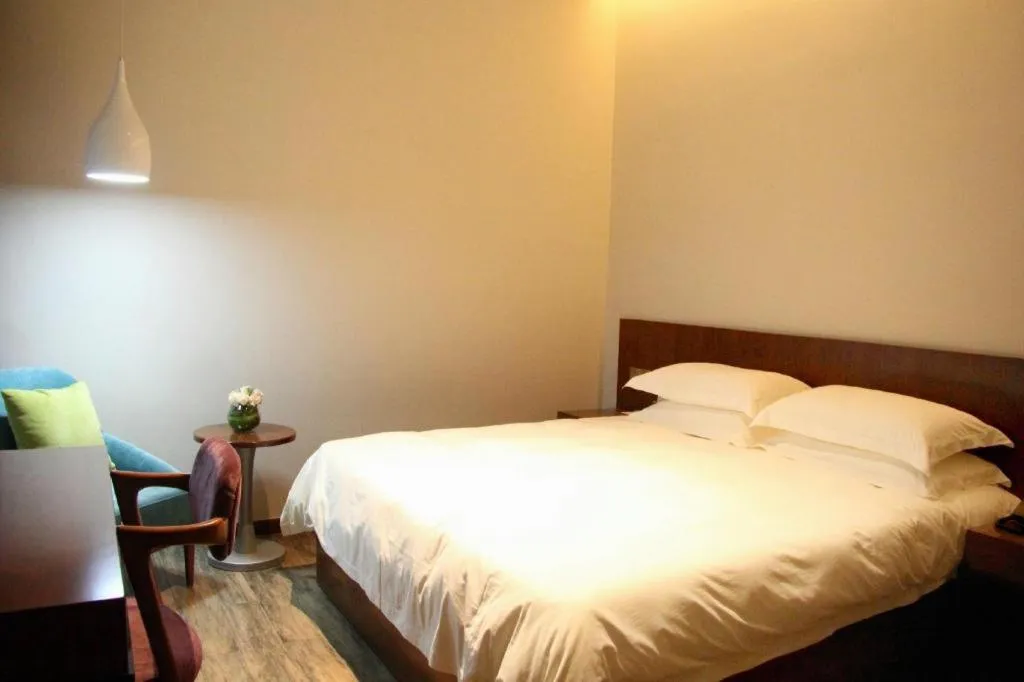 Bed in Hangzhou Berman Hotel