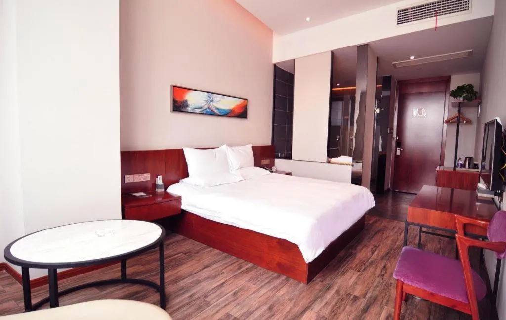 Bed in Hangzhou Berman Hotel