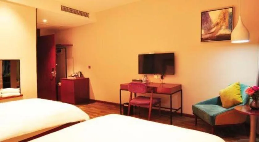 Bed in Hangzhou Berman Hotel