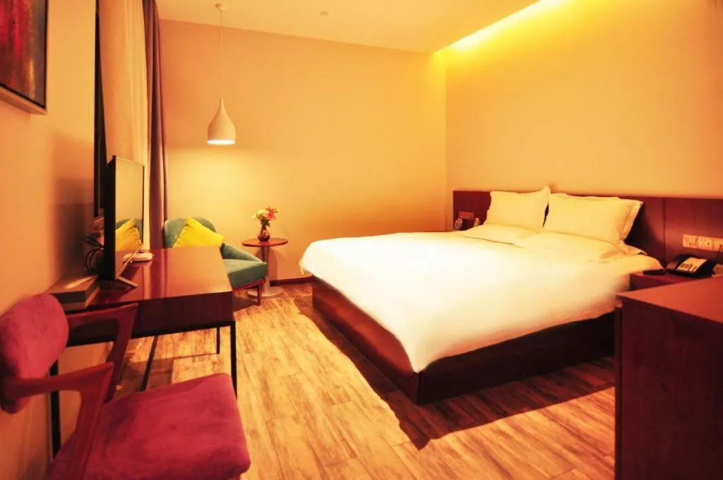 Bed in Hangzhou Berman Hotel