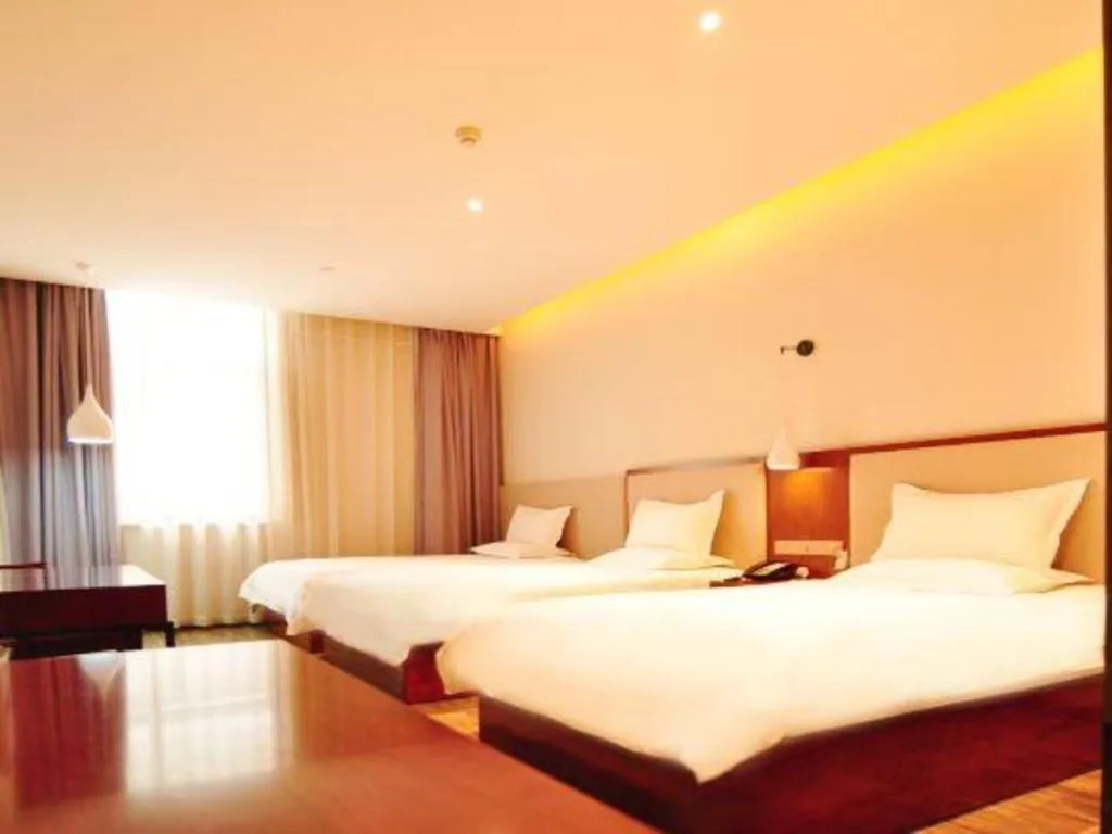 Bed in Hangzhou Berman Hotel