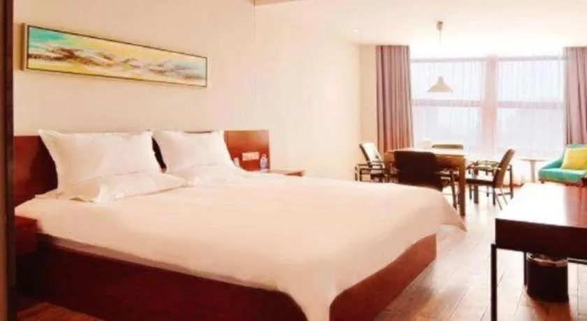 Bed in Hangzhou Berman Hotel