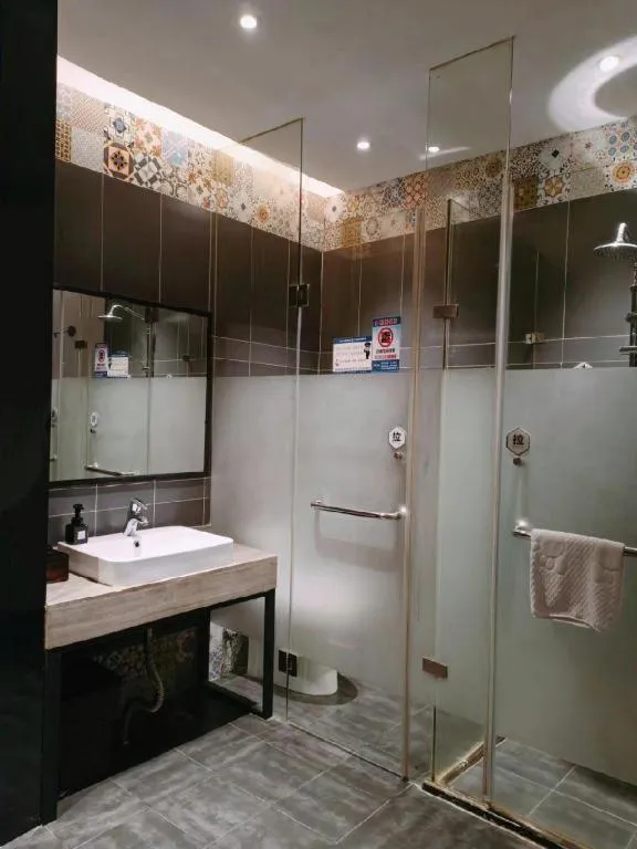 Hangzhou Berman Hotel