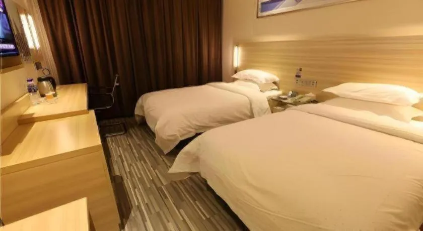 Bed in City Comfort Inn Changsha Tangshuili Fuyou