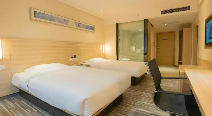 Bed in City Comfort Inn Changsha Tangshuili Fuyou