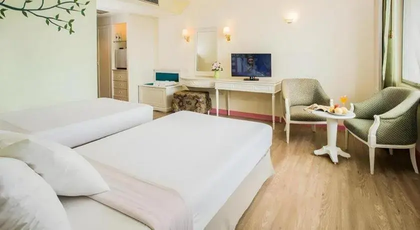 Bed in Wangtai Hotel Bed in Wangtai Hotel