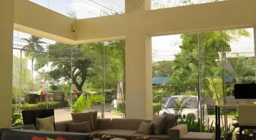 Home Crest Hotel Home Crest Hotel