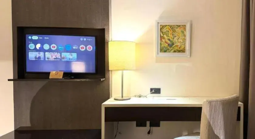 Home Crest Hotel Home Crest Hotel