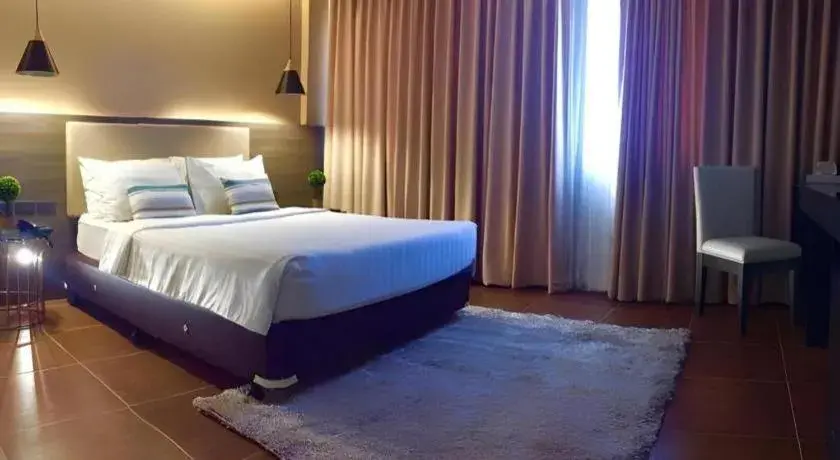 Bed in Home Crest Hotel Bed in Home Crest Hotel