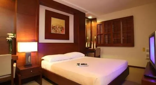 Amorsolo Mansion Hotel