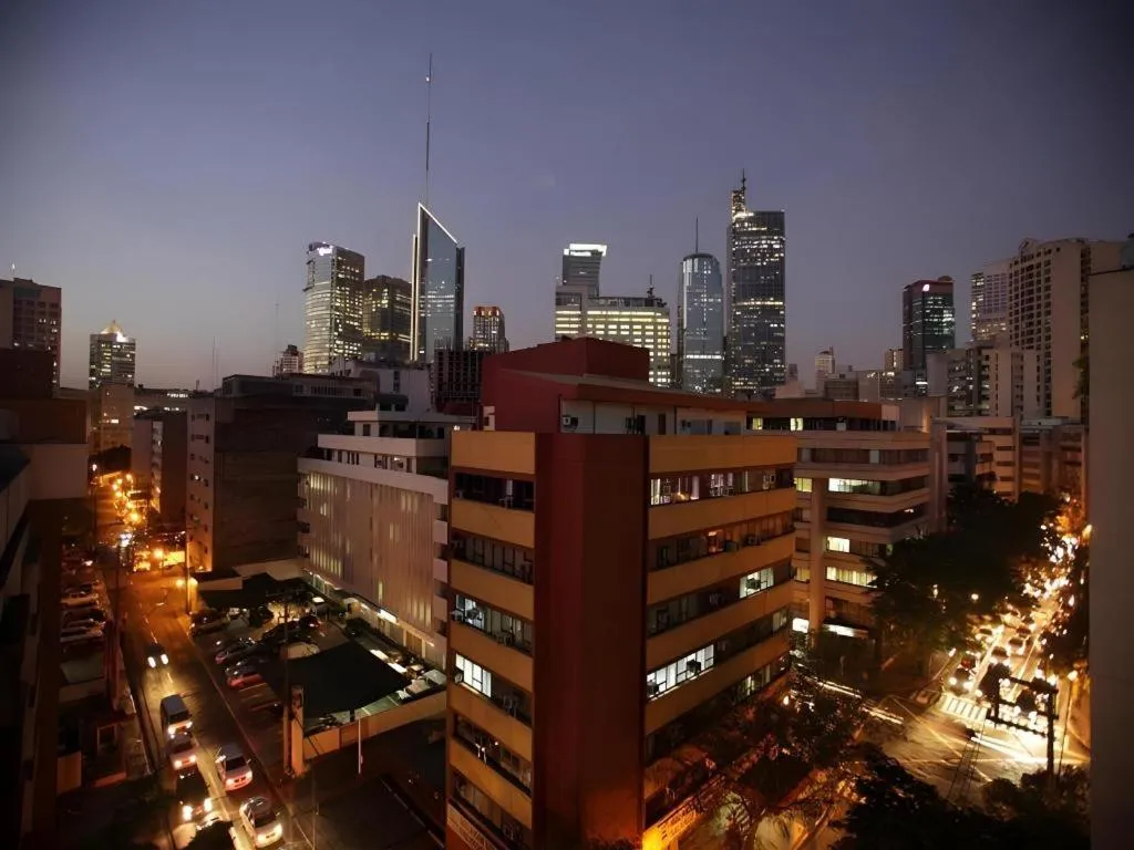 Amorsolo Mansion Hotel