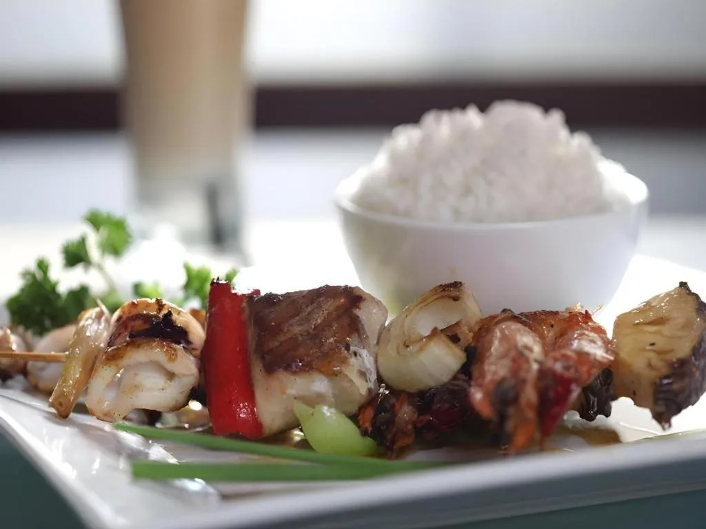 Amorsolo Mansion Hotel