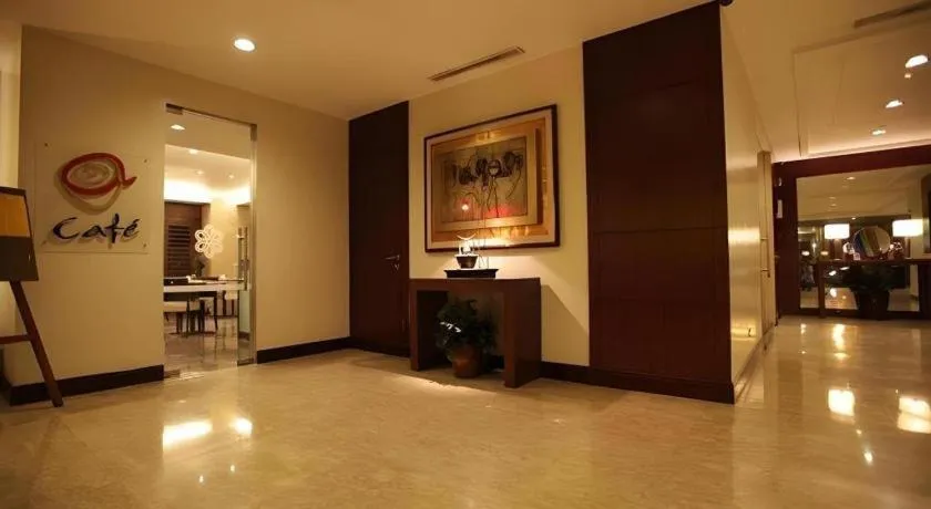 Amorsolo Mansion Hotel