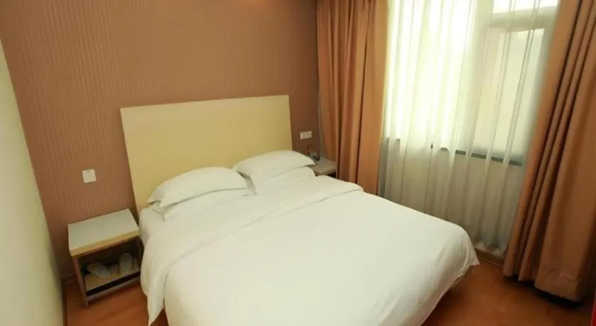 Bed in Anyi 158 Hotel Fuqin