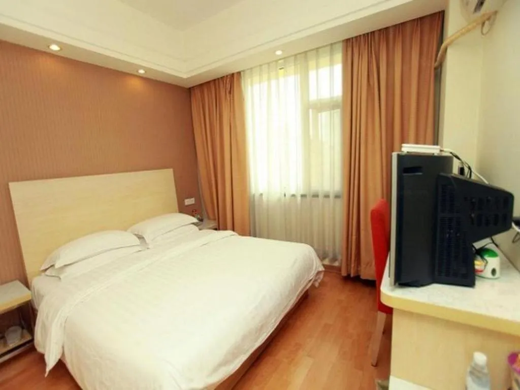 Bed in Anyi 158 Hotel Fuqin