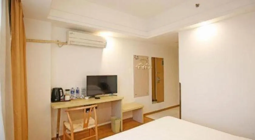 Bed in Anyi 158 Hotel Fuqin