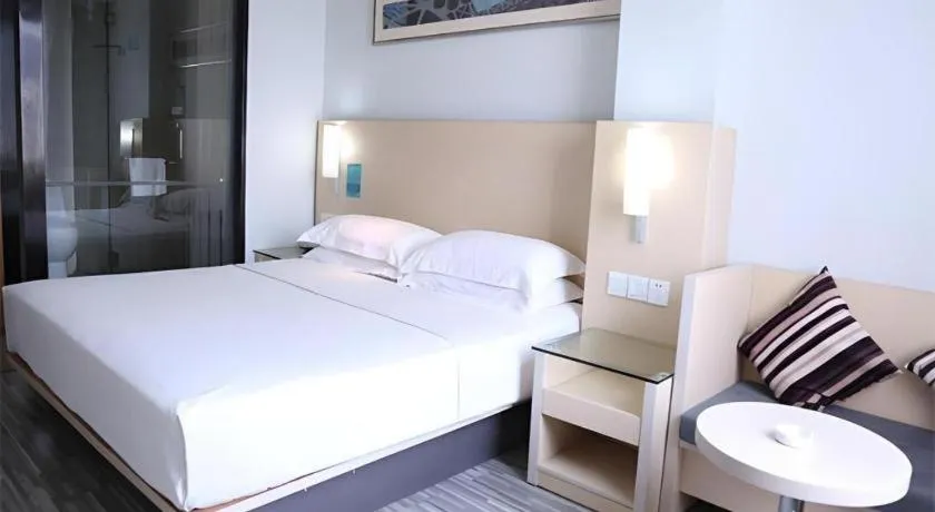 Bed in City Comfort Inn Nanning Shanglin Longhu Road