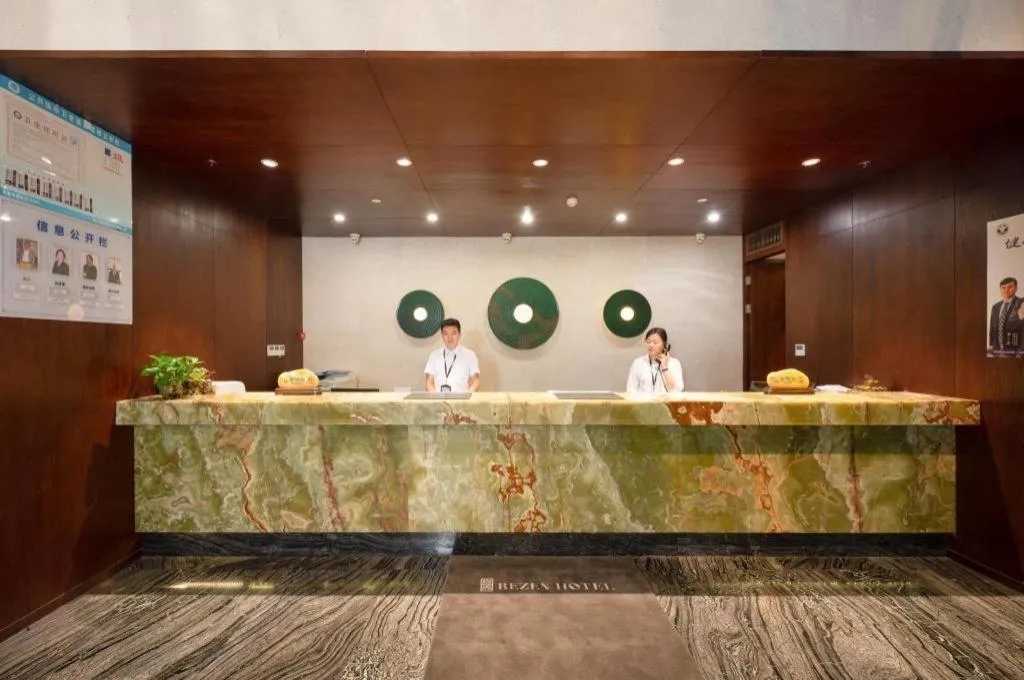 Rezen Hotel Pasonda Junyu