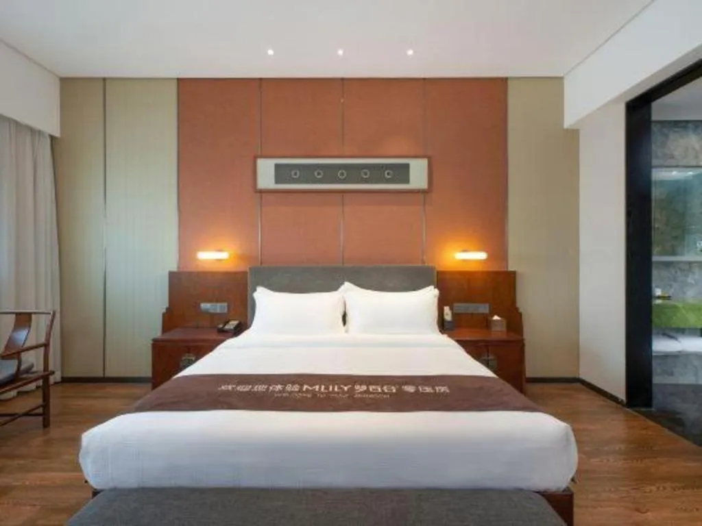 Bed in Rezen Hotel Pasonda Junyu