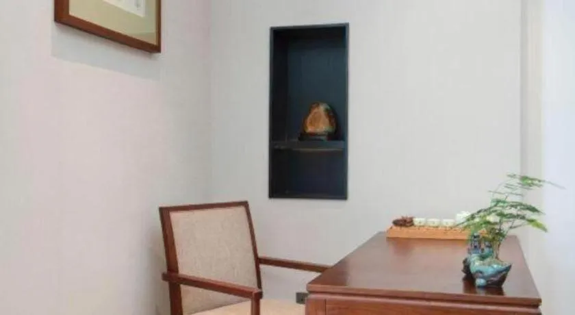 Rezen Hotel Pasonda Junyu