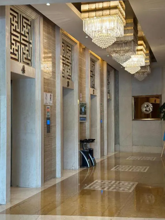Nade Hotel