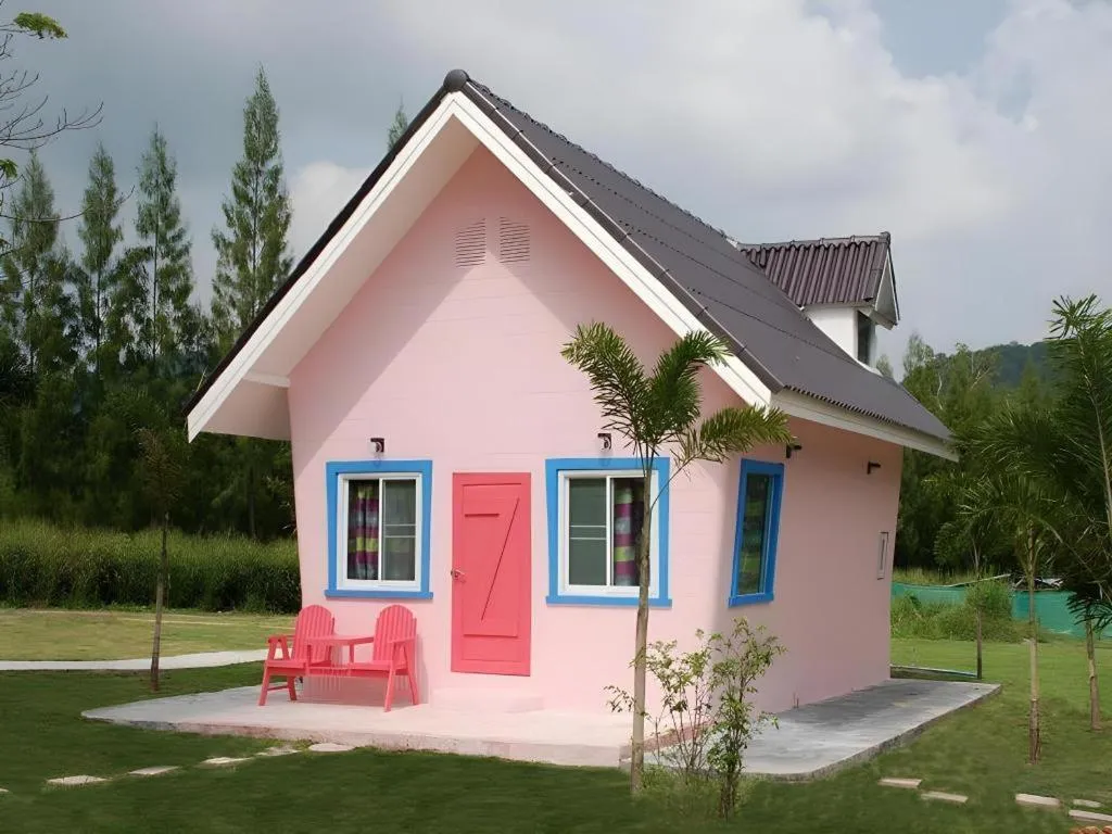 Rak Na Suan Pueng Resort