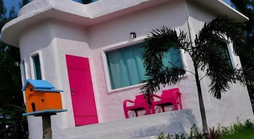 Rak Na Suan Pueng Resort