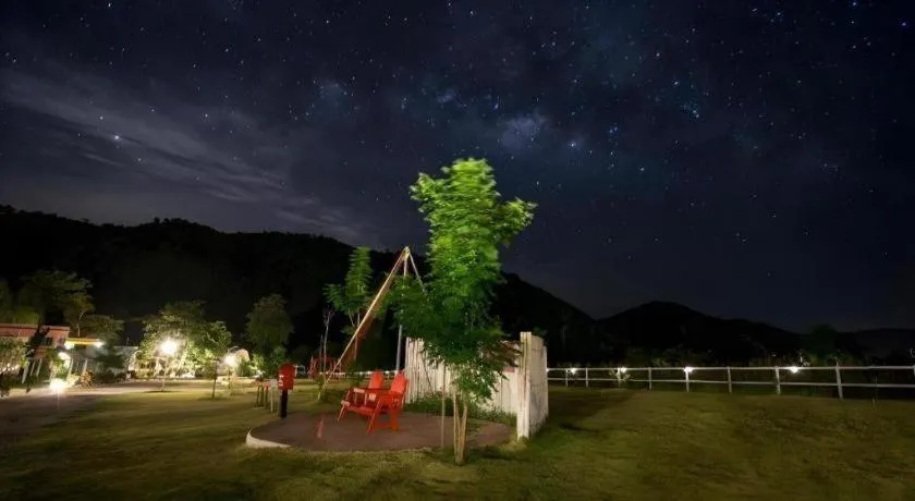 Rak Na Suan Pueng Resort