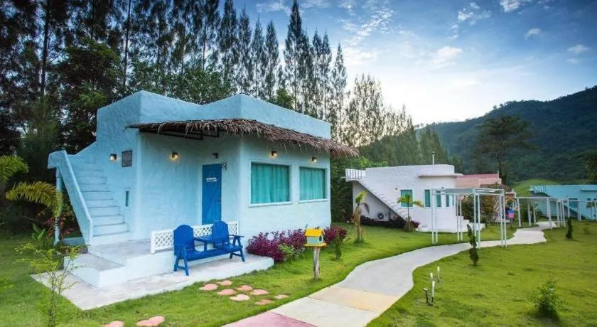 Rak Na Suan Pueng Resort