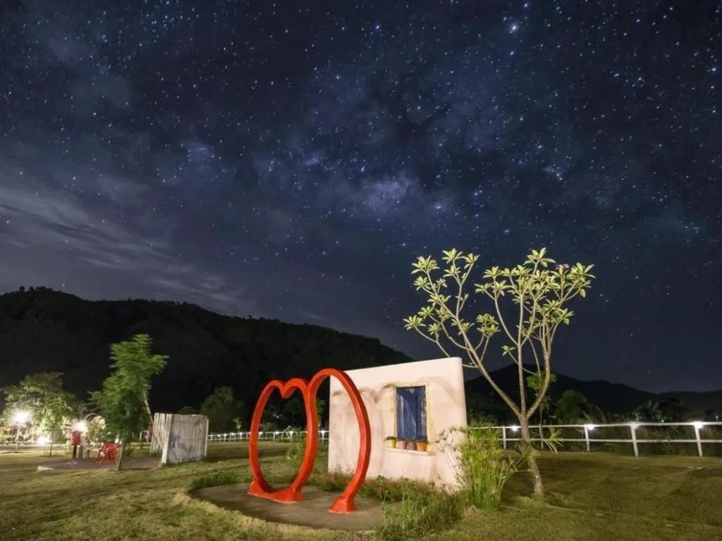 Rak Na Suan Pueng Resort